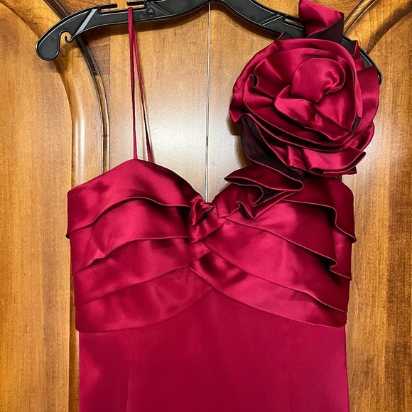Marc Bouwer Red Rose Gown - Picture 2 of 7